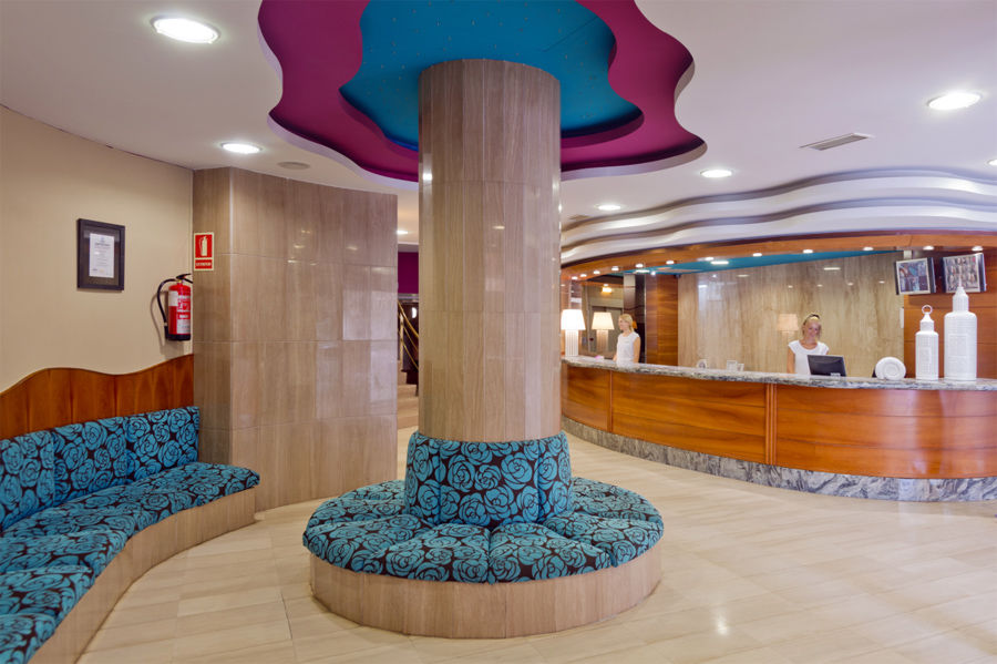 Port Eugeni Hotel Cambrils Ngoại thất bức ảnh