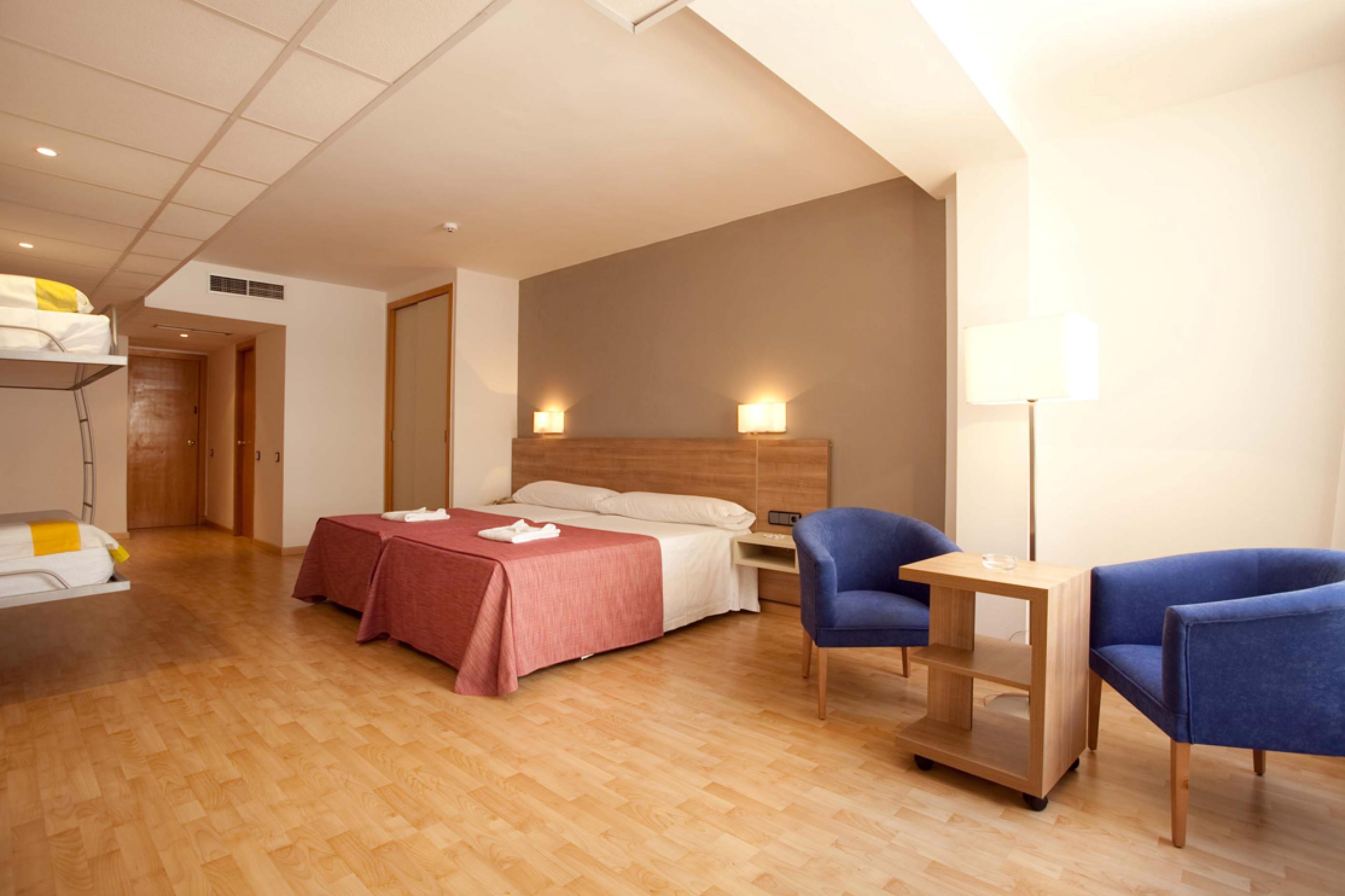Port Eugeni Hotel Cambrils Ngoại thất bức ảnh