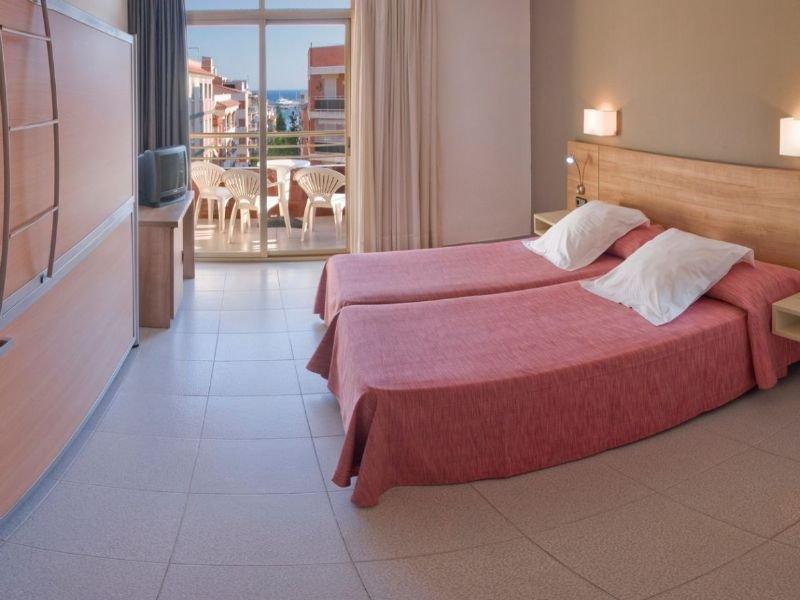 Port Eugeni Hotel Cambrils Ngoại thất bức ảnh