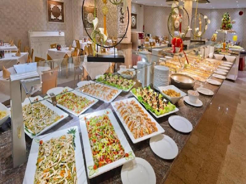 Port Eugeni Hotel Cambrils Ngoại thất bức ảnh