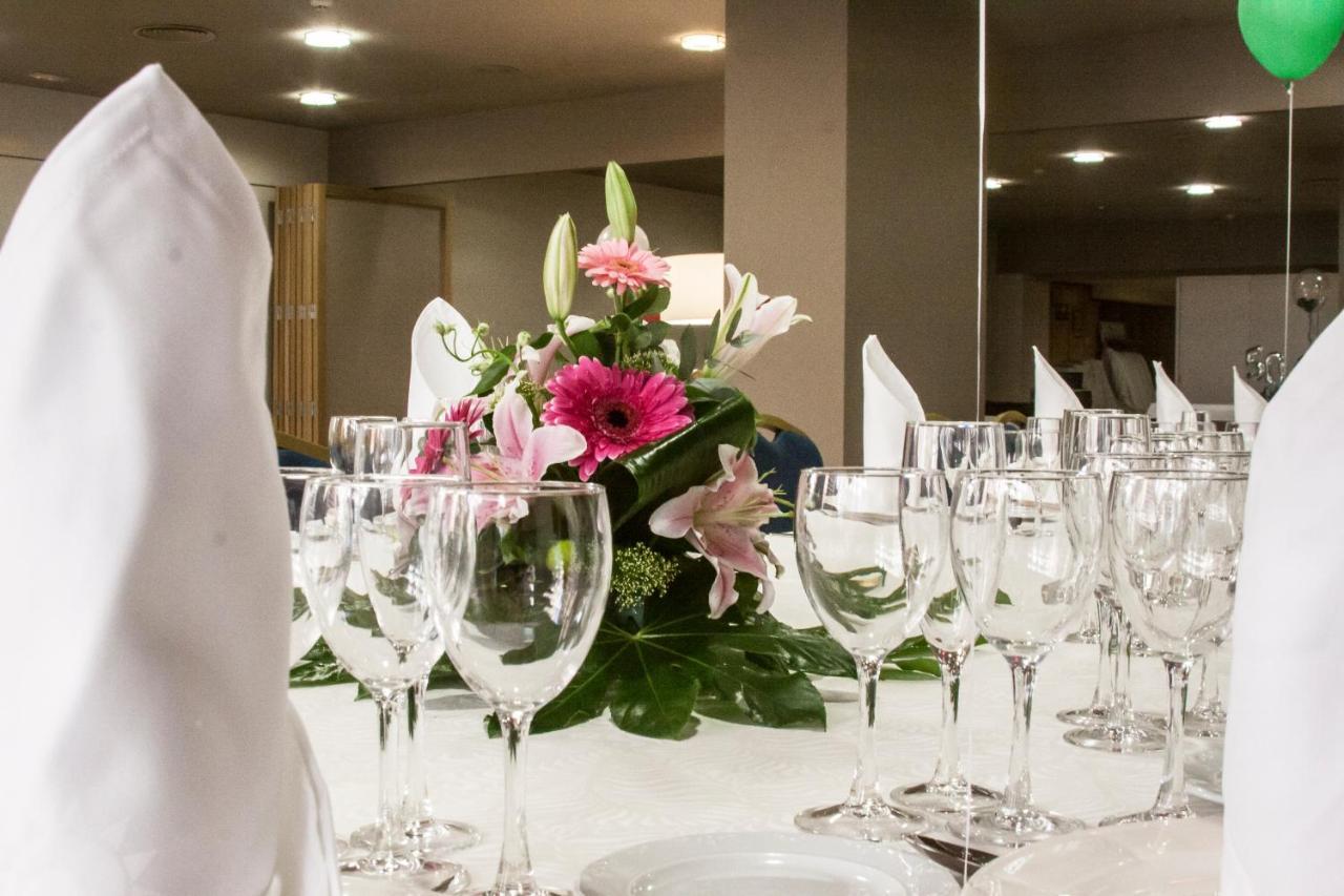 Port Eugeni Hotel Cambrils Ngoại thất bức ảnh