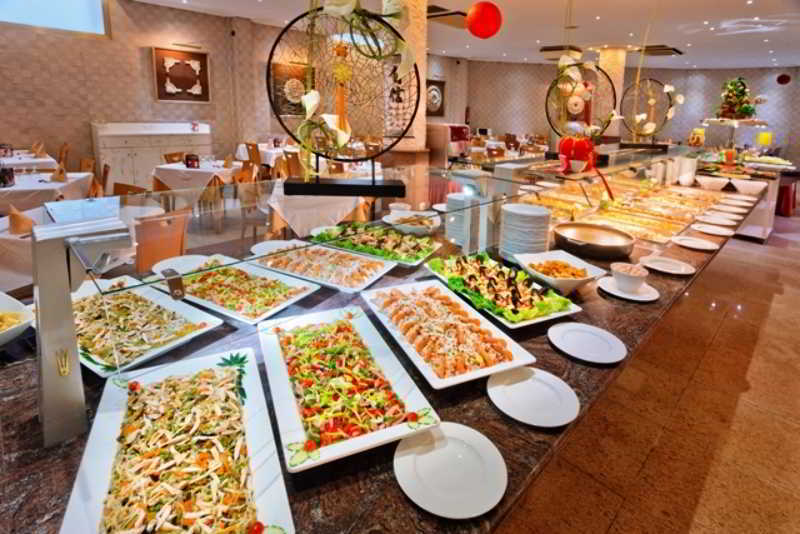Port Eugeni Hotel Cambrils Ngoại thất bức ảnh