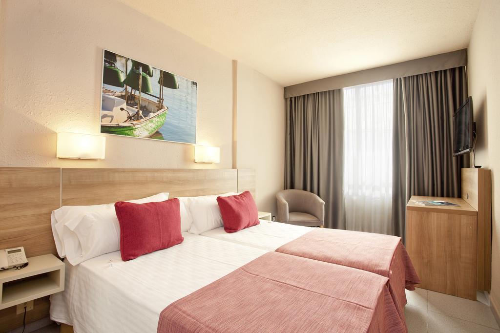 Port Eugeni Hotel Cambrils Ngoại thất bức ảnh